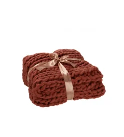 Koc pled Knitted 140 cm x 154 cm w odcieniach czerwonego*J-Line Best