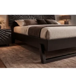 Łóżko ZEUS Scorpion 180 cm x 200 cm drewno mango*Invicta Interior - przedsprzedaż Online