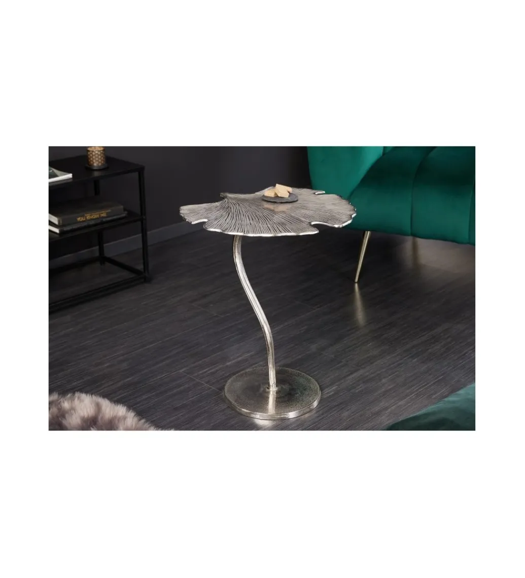 Stolik kawowy Leaf 53 cm srebrny*Invicta Interior Outlet