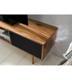 Stolik pod TV REPA 140 cm drewno sheesham czarny*WOHNLING, GERMANY