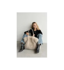 Torba MIKA FURR 56 cm kremowa*KDesign Outlet